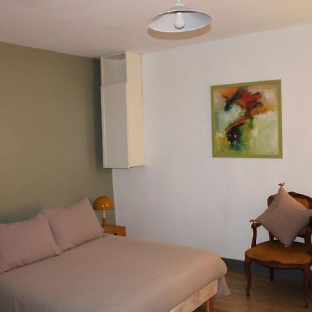 Agreable Appartement P2 Centre Ville Au Calme. Nimes Ngoại thất bức ảnh